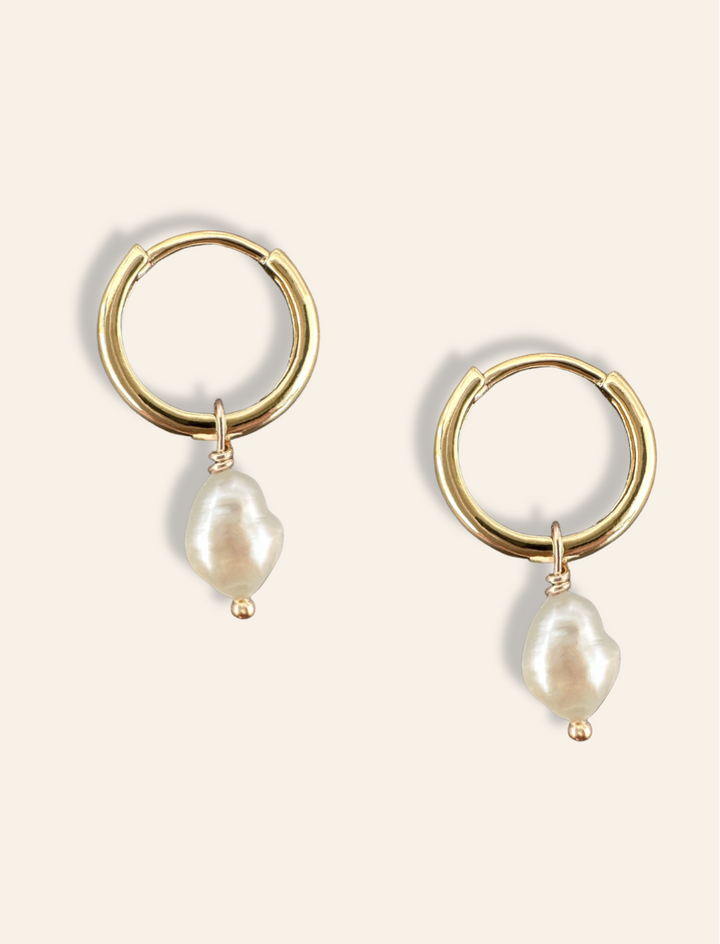 PEARL CRESCENT HOOPS main image 0