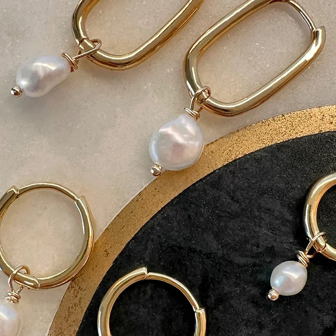 haylo and co gold minimalist pearl earrings