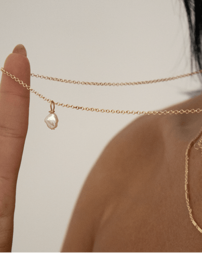 Wavy Pearl Pendant - Haylo & Co.